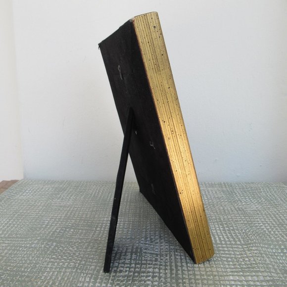 Beautiful Vintage Ornated Wood Picture Gilt Frame 9" x 11" for a 5" x 7" Picture - Picture 3 of 8